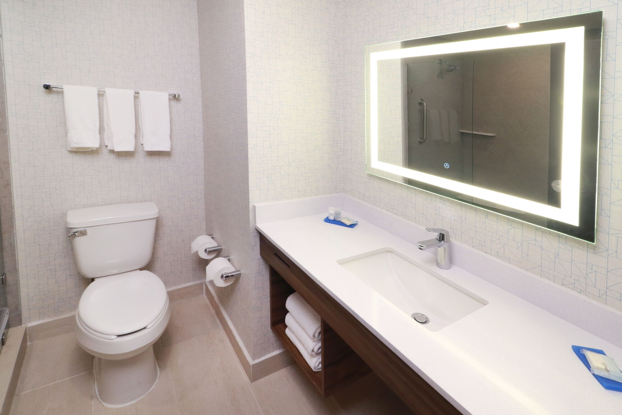 holiday inn express monterrey fundidora an ihg hotel