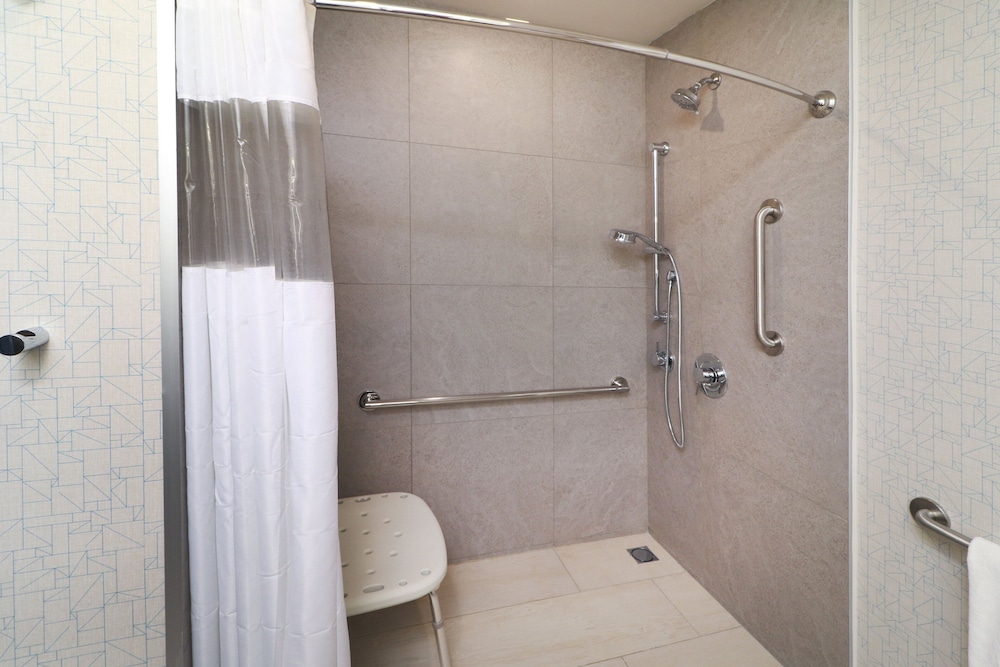 holiday inn express monterrey fundidora an ihg hotel