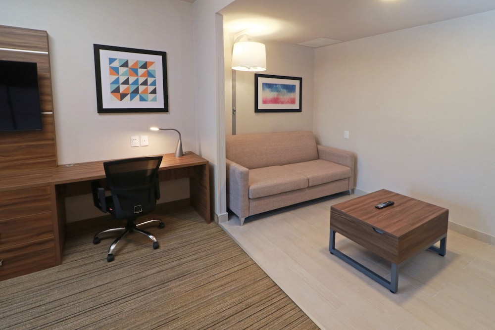 holiday inn express monterrey fundidora an ihg hotel