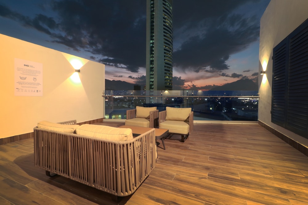 holiday inn express monterrey fundidora an ihg hotel