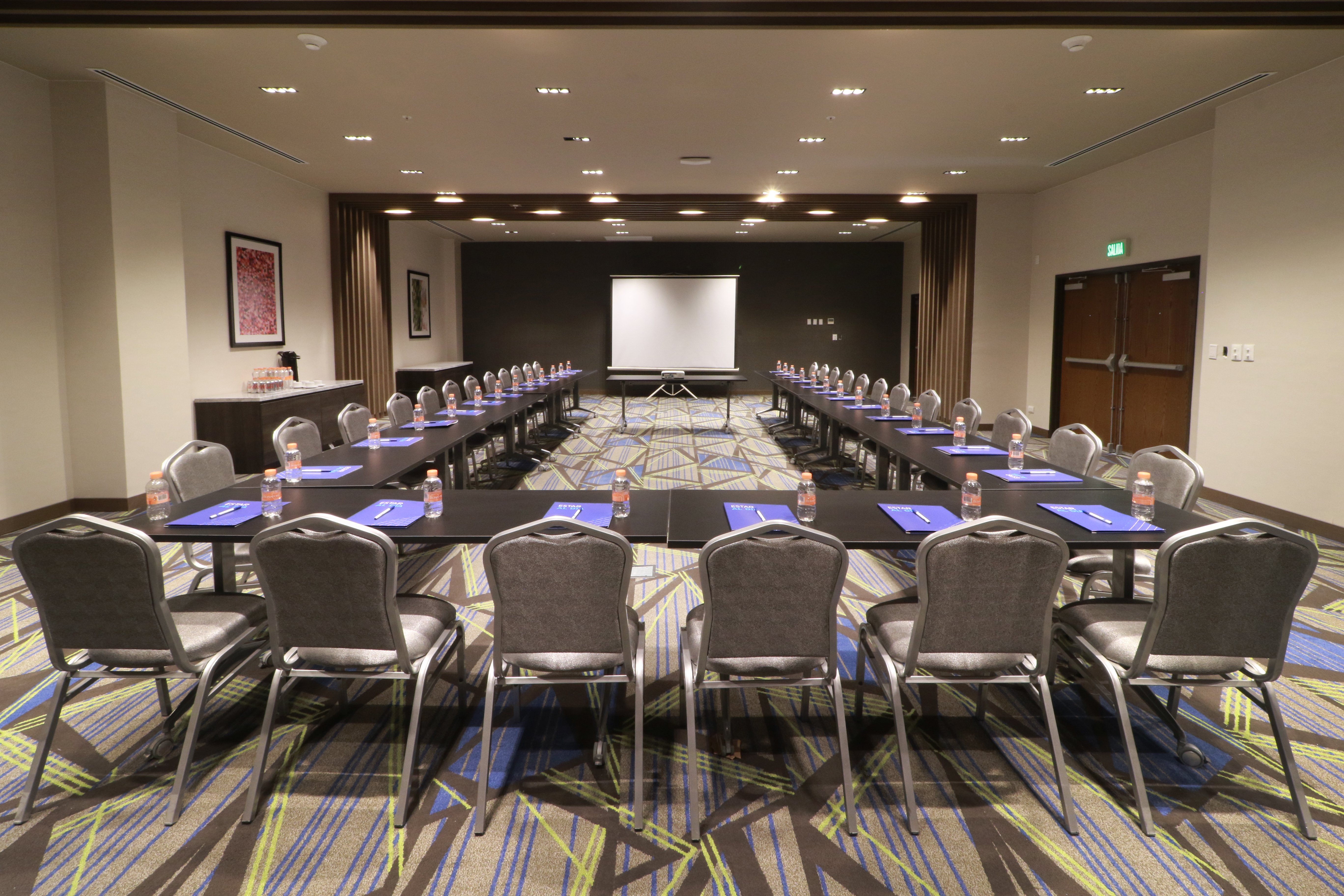 holiday inn express monterrey fundidora an ihg hotel