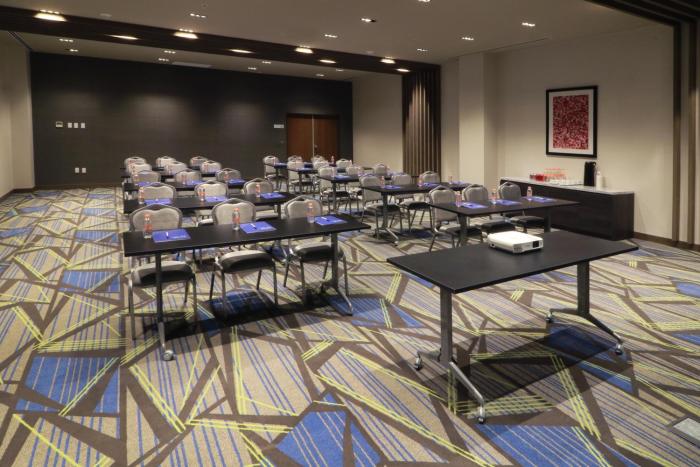 holiday inn express monterrey fundidora an ihg hotel
