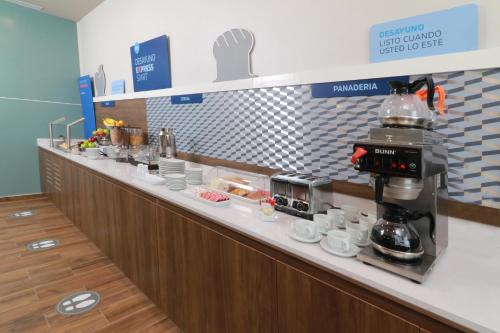 holiday inn express monterrey fundidora an ihg hotel