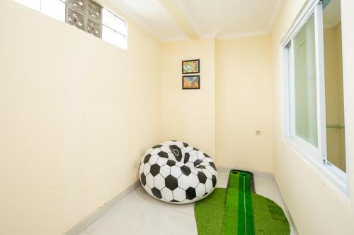 formerly reddoorz syariah near exit toll ciawi