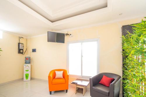 formerly reddoorz syariah near exit toll ciawi