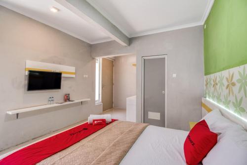 reddoorz near malioboro tugu station jogja 2