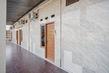 reddoorz near rs imanuel lampung