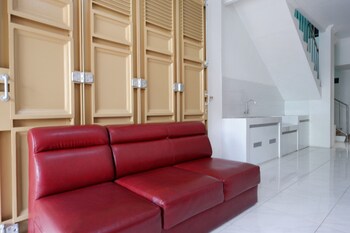 reddoorz hostel near kota lama semarang