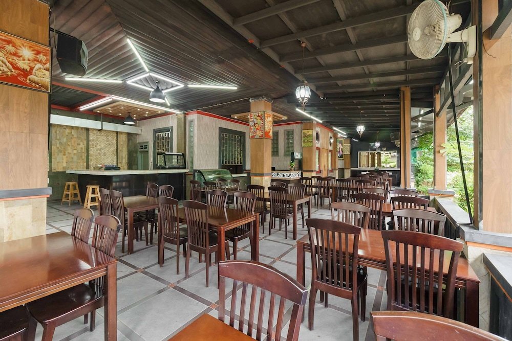 formerly reddoorz plus setiabudi medan 4