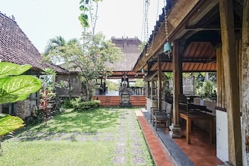 bali eco living dormitory