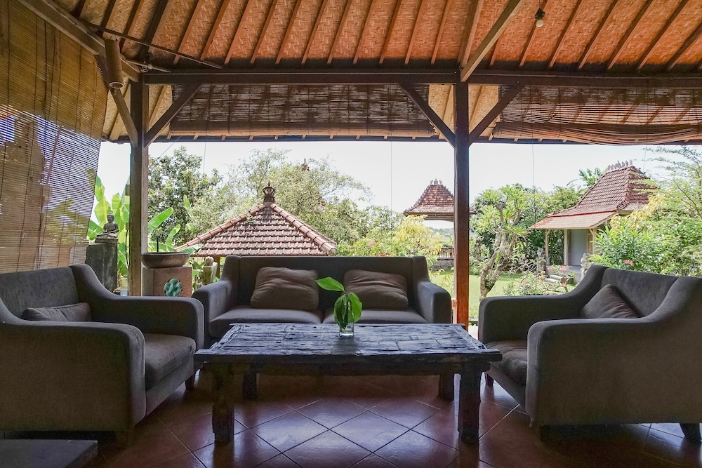 bali eco living dormitory
