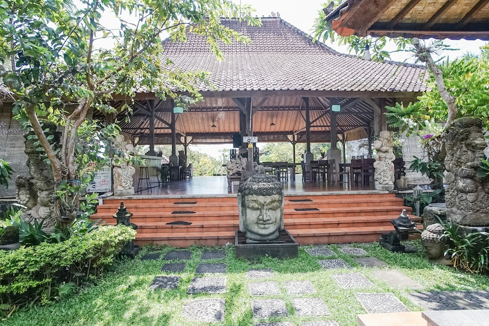 bali eco living dormitory
