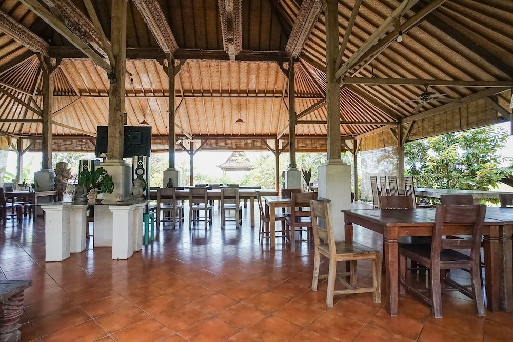 bali eco living dormitory