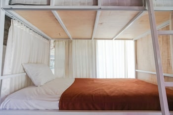 bali eco living dormitory