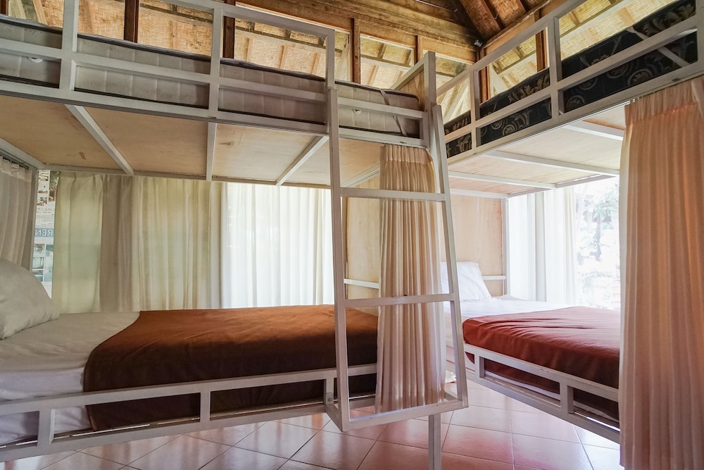 bali eco living dormitory