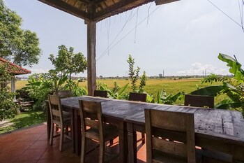 bali eco living dormitory