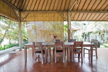 bali eco living dormitory