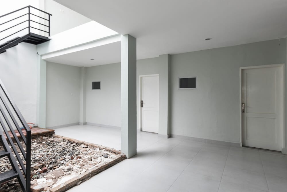 reddoorz plus near rs usu medan 2