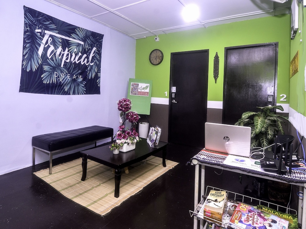 spot on 89929 tropical lodge