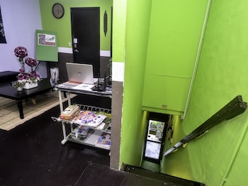 spot on 89929 tropical lodge