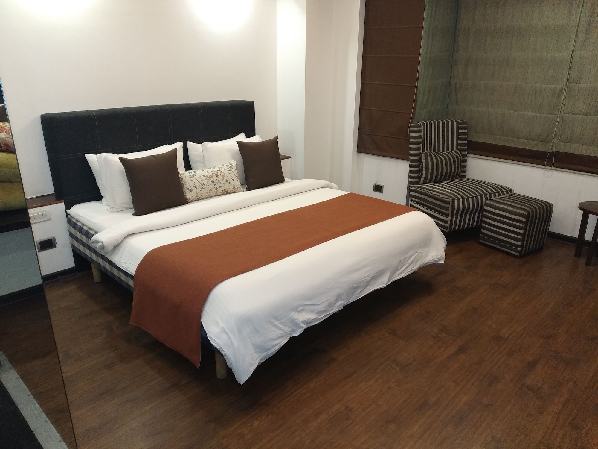 virohaa hotel new delhi