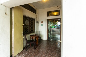 reddoorz urip sumoharjo solo