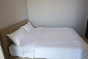 lovina at one residence