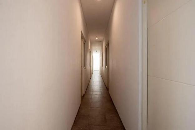 reddoorz near kaza mall surabaya