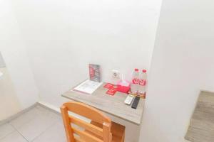 reddoorz near kaza mall surabaya