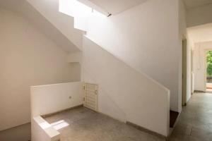 reddoorz near kaza mall surabaya