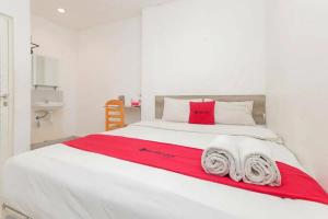 reddoorz near kaza mall surabaya