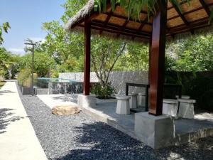 laemsai resort by zuzu