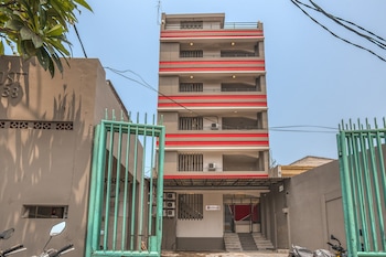 formerly reddoorz near binus anggrek 2