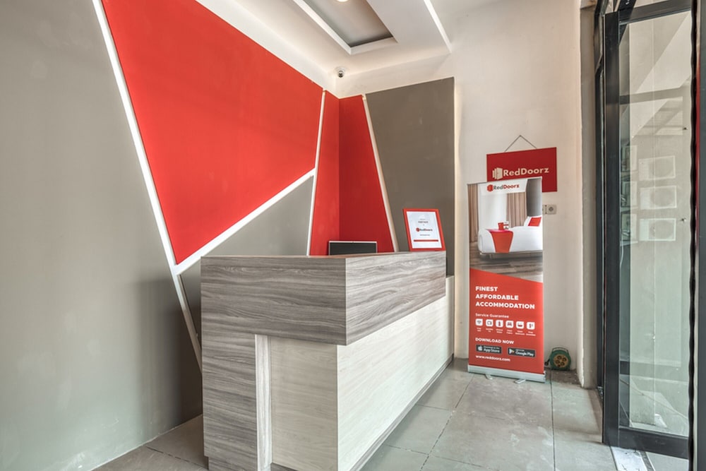 formerly reddoorz near binus anggrek 2