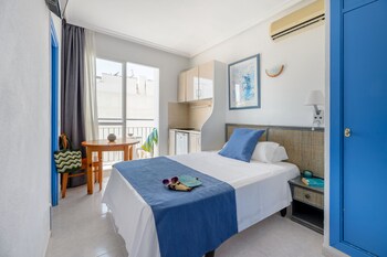 aparthotel vibra del mar adults only