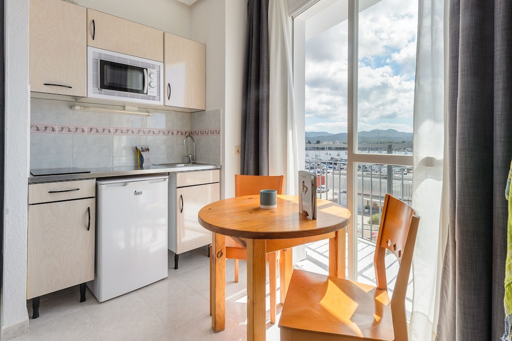 aparthotel vibra del mar adults only