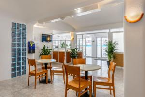 aparthotel vibra del mar adults only