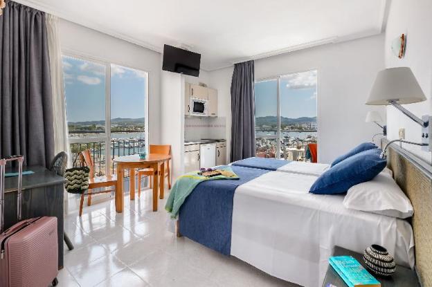 aparthotel vibra del mar adults only