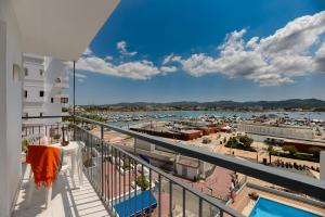 aparthotel vibra del mar adults only