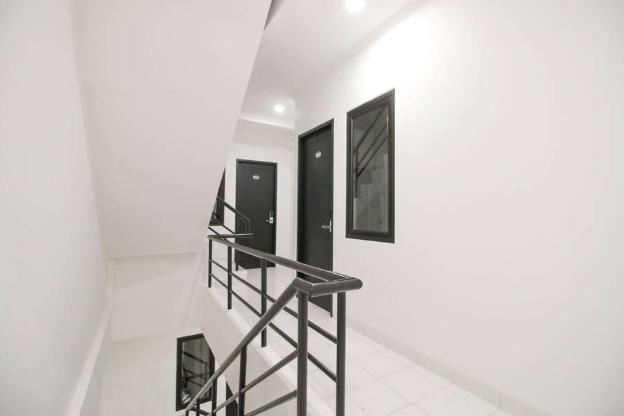 reddoorz ruko itc roxy mas