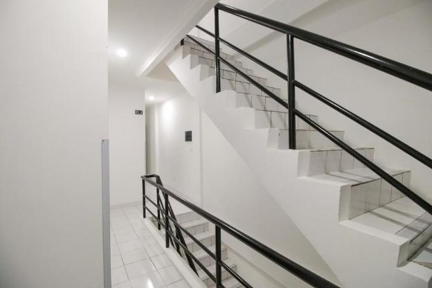 reddoorz ruko itc roxy mas