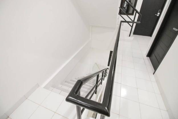 reddoorz ruko itc roxy mas