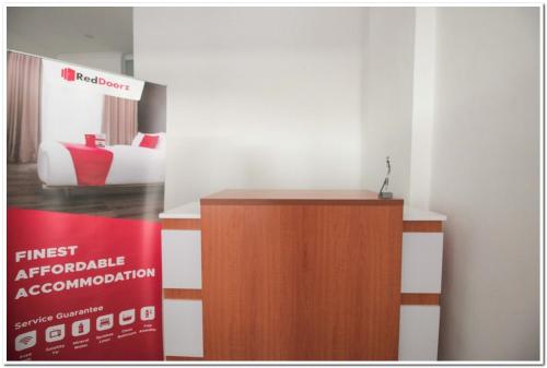 reddoorz ruko itc roxy mas