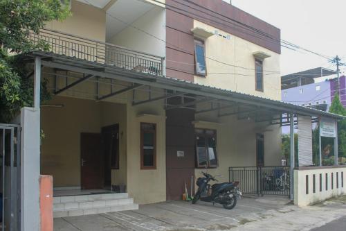 koolkost syariah near universitas ahmad dahlan kampus 1