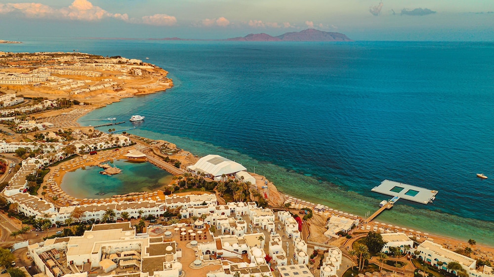 domina coral bay resort diving spa and casino