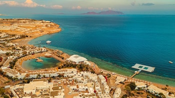 domina coral bay resort diving spa and casino