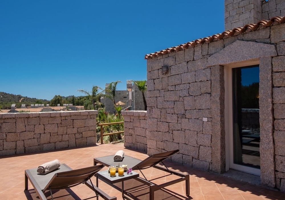 cala sinzias resort