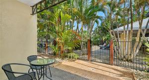 trinity beach club holiday apartments