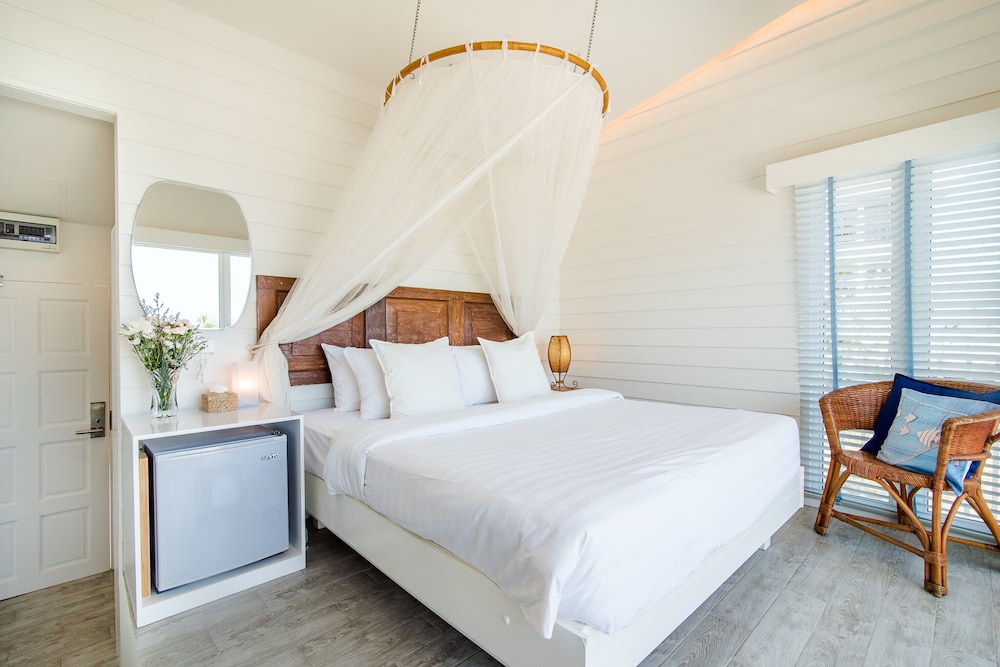 baan kang mung hua hin on the beach