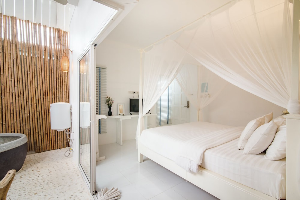 baan kang mung hua hin on the beach